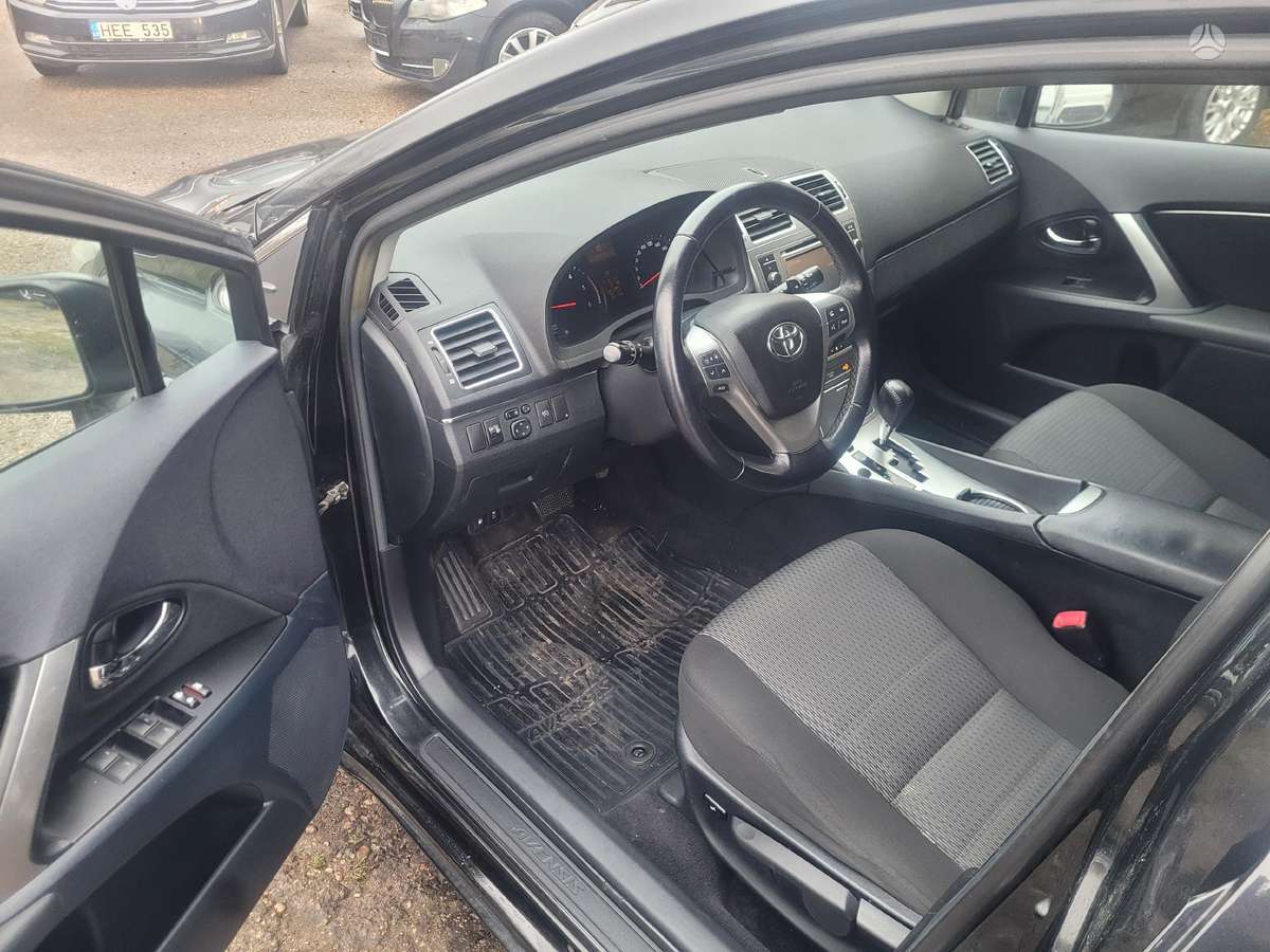 Toyota Avensis, 2.2 l., Универсал