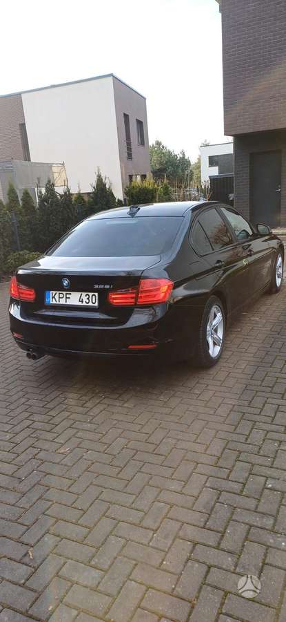 BMW 328, 2.0 l., Седан