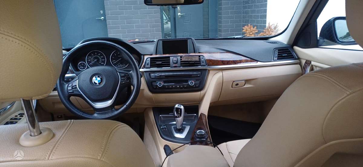 BMW 328, 2.0 l., Седан