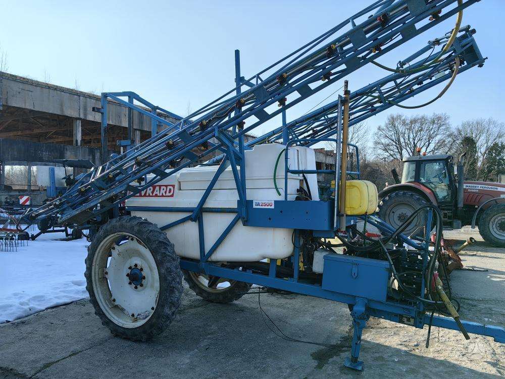 Evrard TA 2500, разбрызгиватели