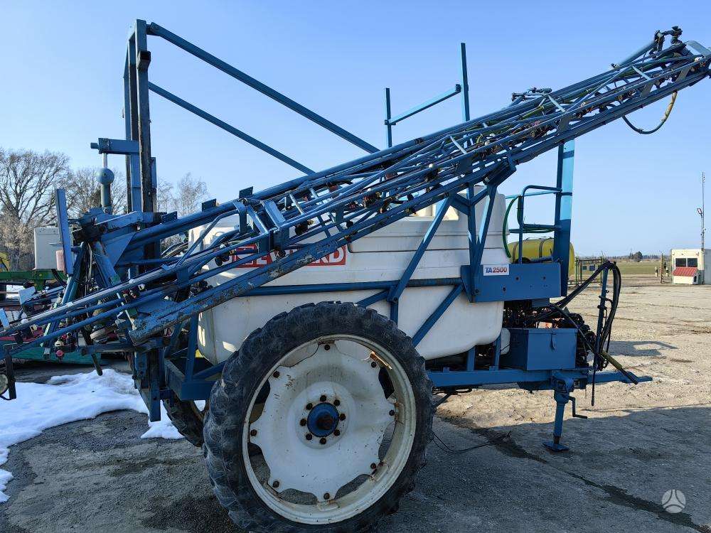 Evrard TA 2500, sprayers