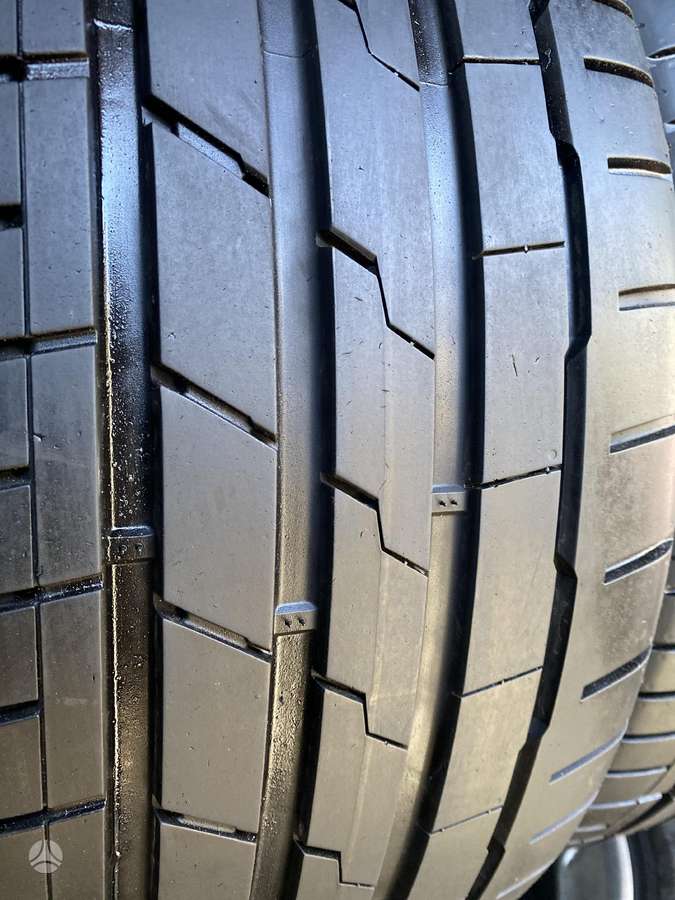Hankook, summer 235/40 R19