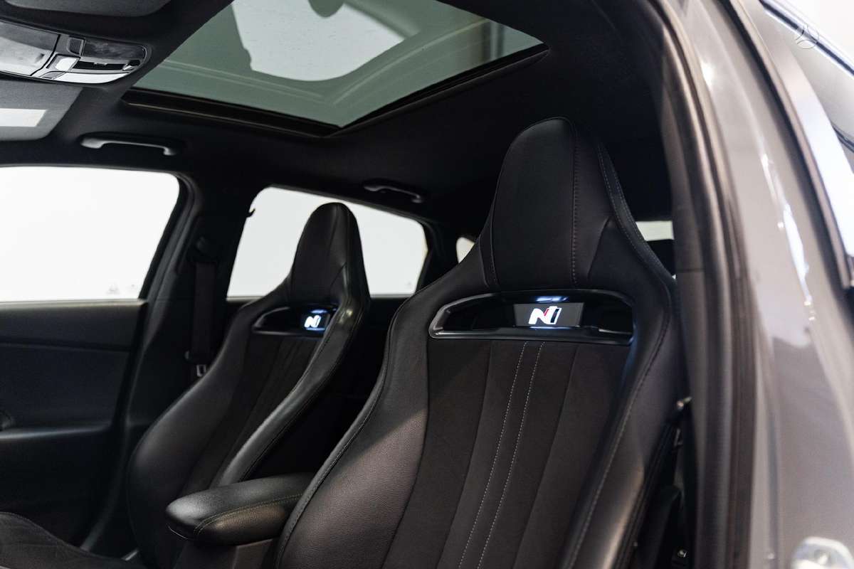 Hyundai i30, 2.0 l., hatchback