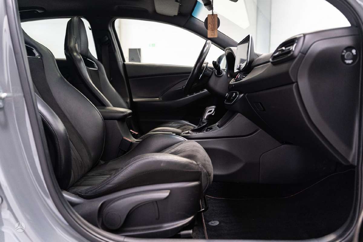 Hyundai i30, 2.0 l., hatchback