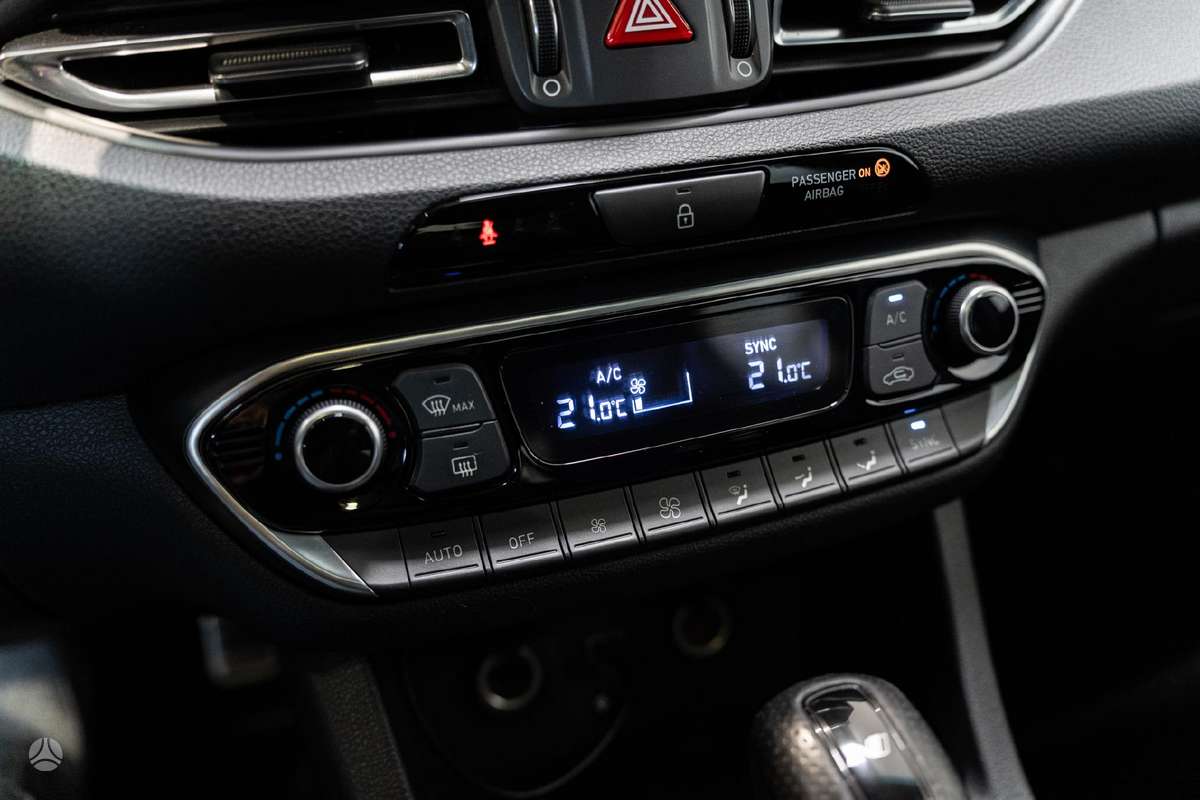 Hyundai i30, 2.0 l., hatchback