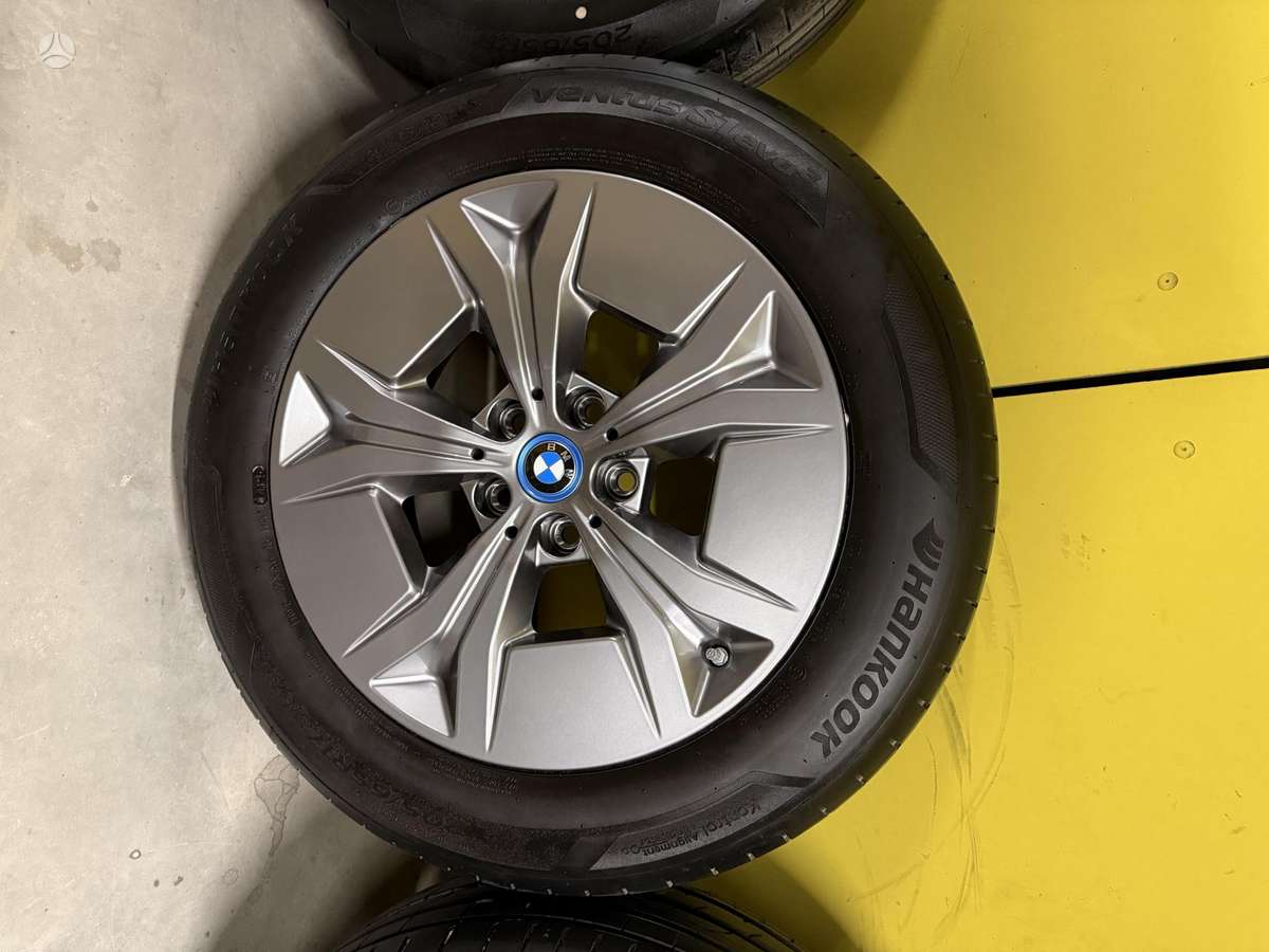 BMW IX2/X2, lengvojo lydinio, R17