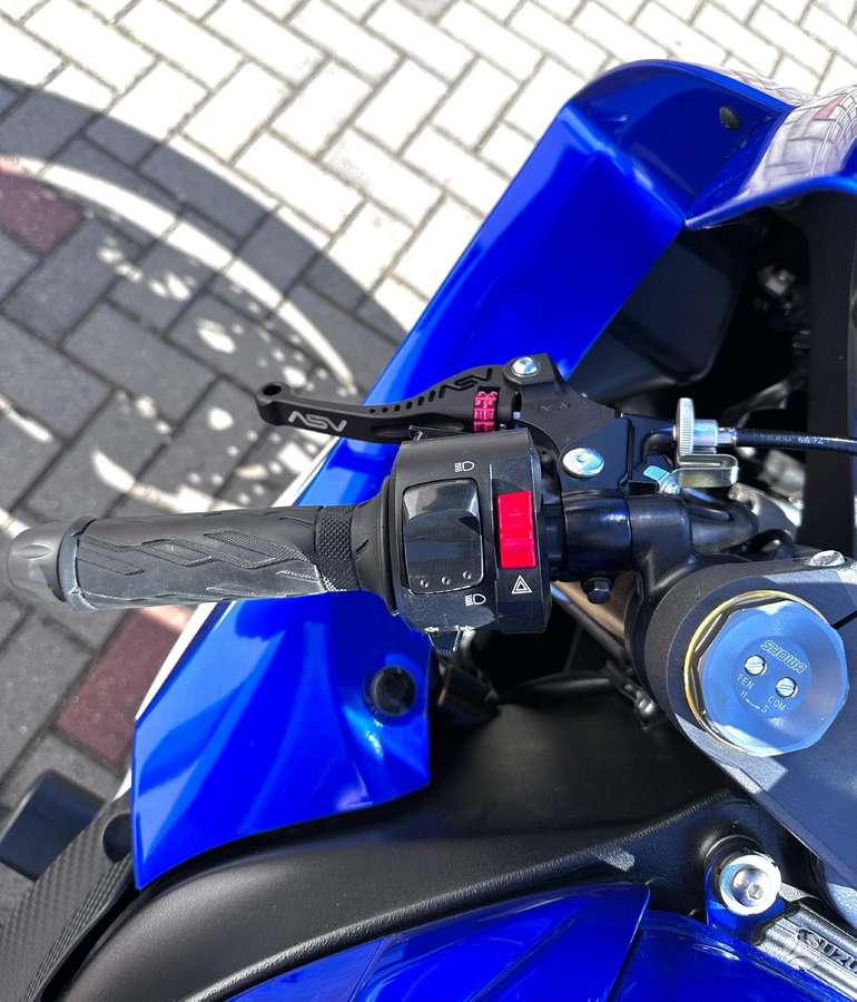 Suzuki GSX-R 750cc, superbikes