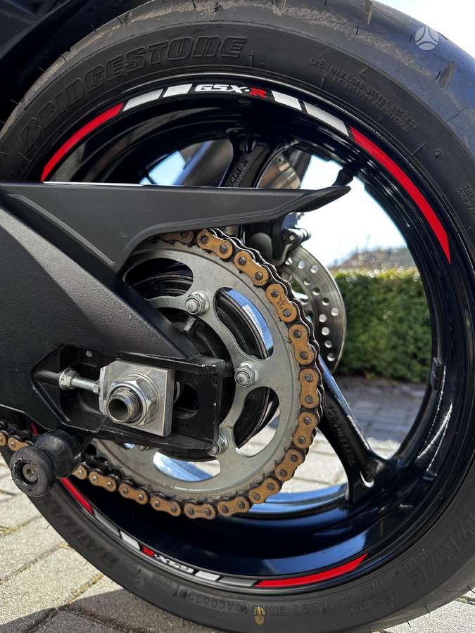 Suzuki GSX-R 750cc, superbikes