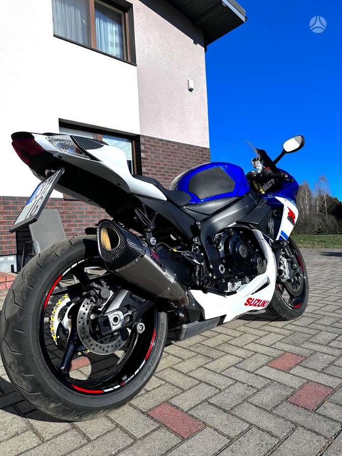 Suzuki GSX-R 750cc, superbikes