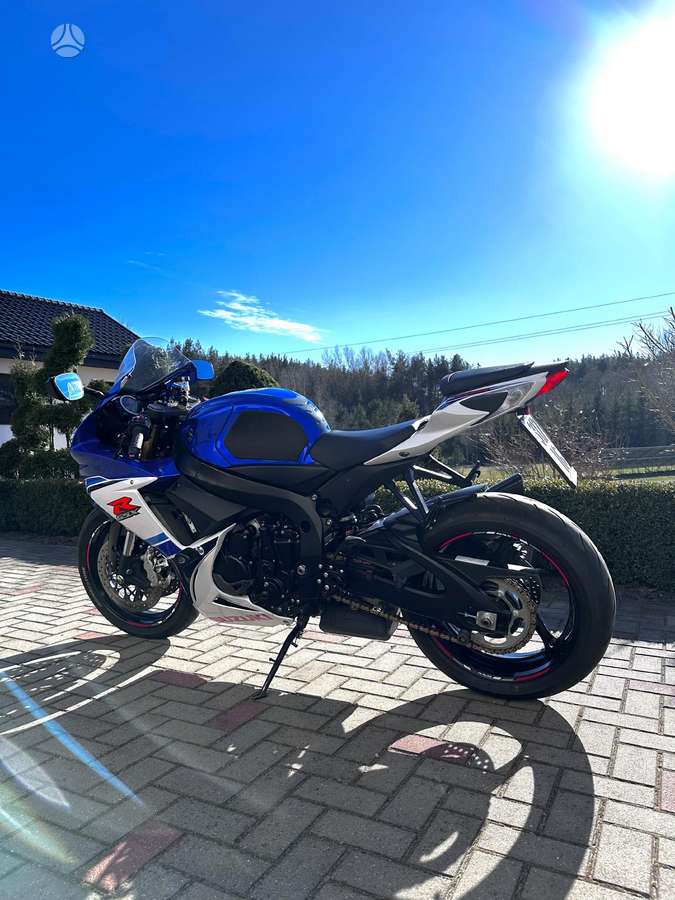 Suzuki GSX-R 750cc, superbikes