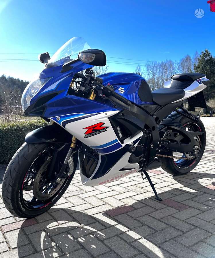 Suzuki GSX-R 750cc, superbikes