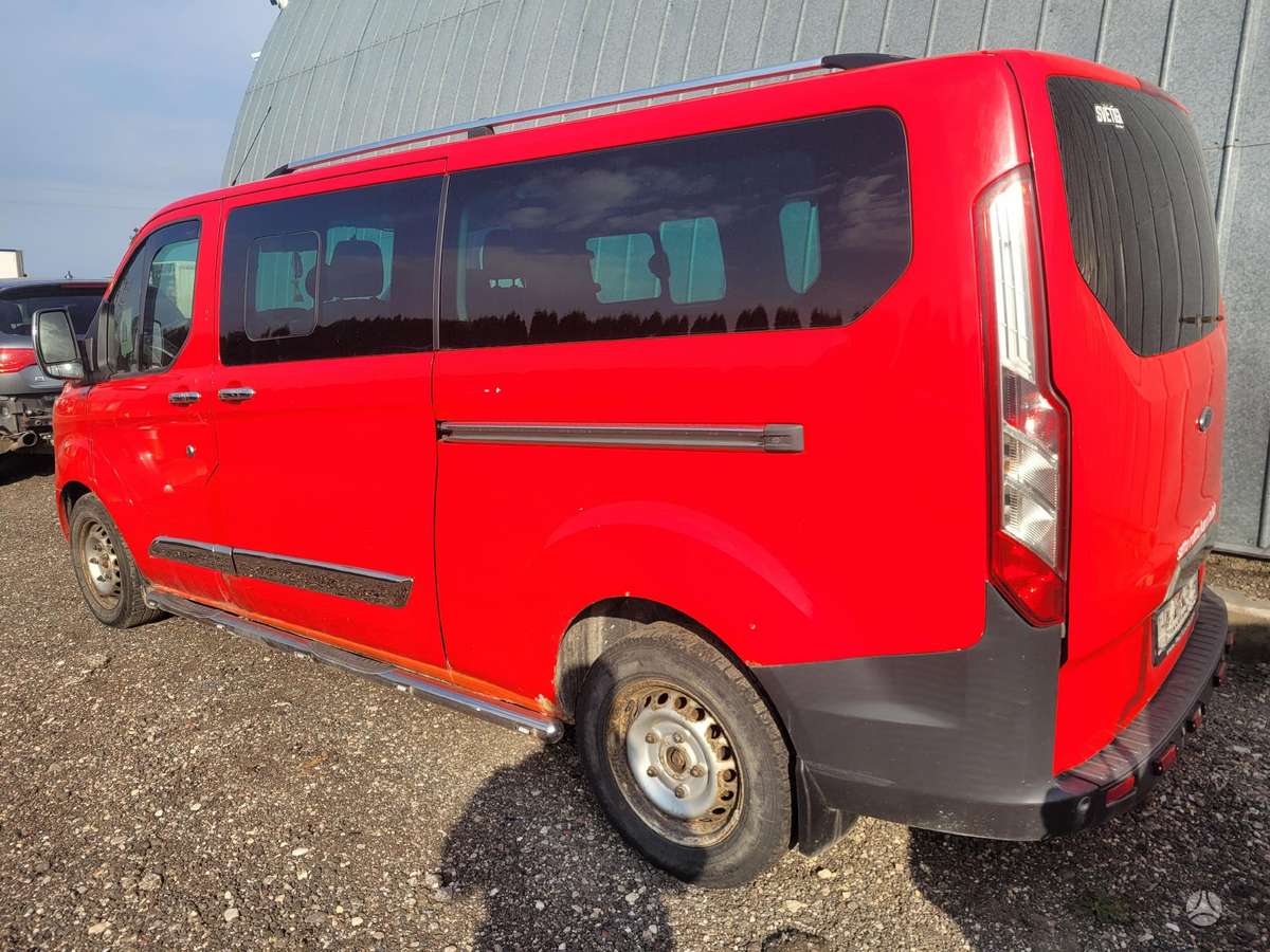 Ford Tourneo Custom