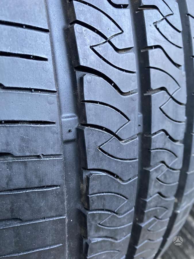 Kumho, vasaras 235/55 R18