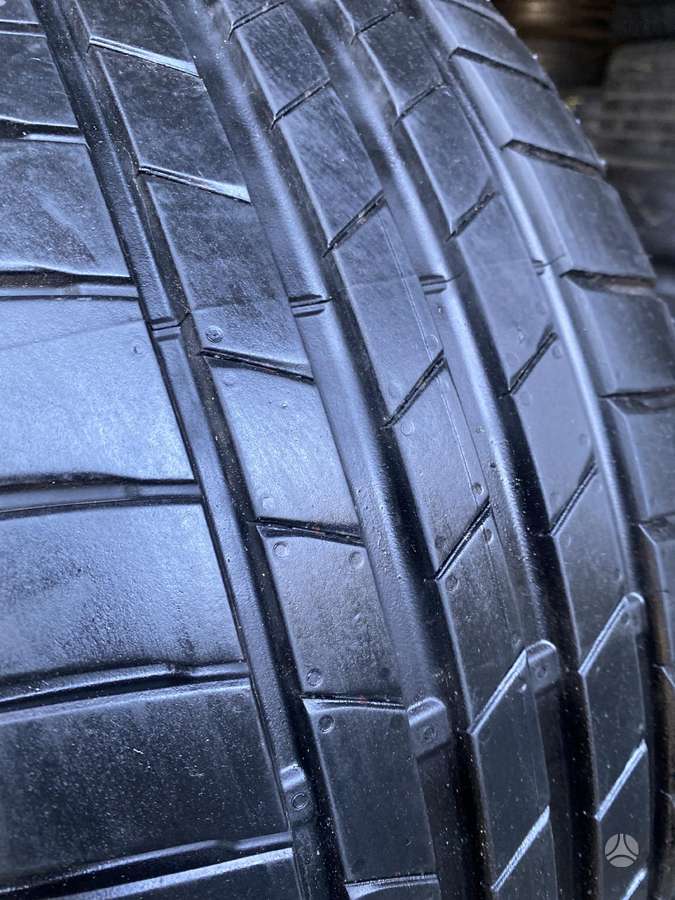 Bridgestone 2024 m, летние 225/40 R19