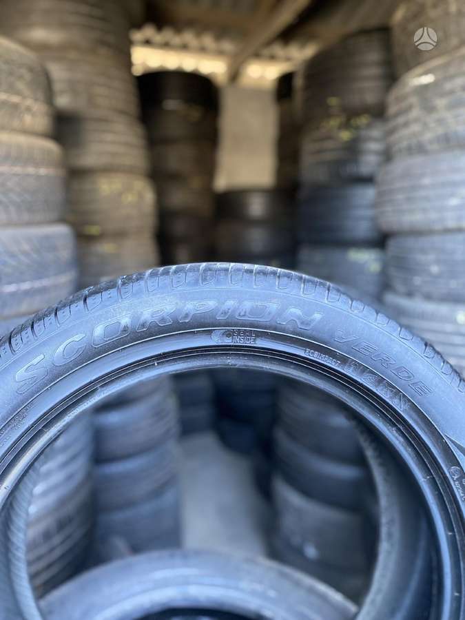 Pirelli, summer 235/50 R19