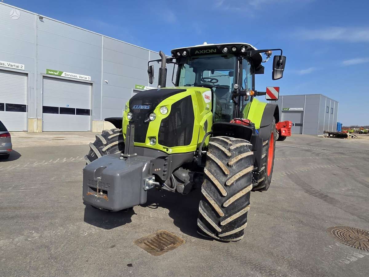 Claas Axion 830, traktori