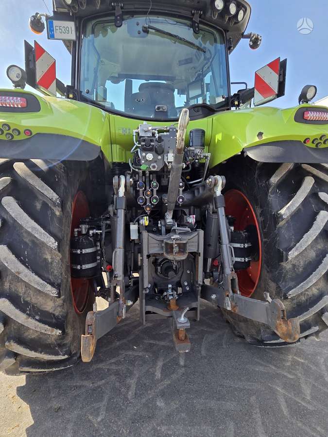 Claas Axion 850, тракторы