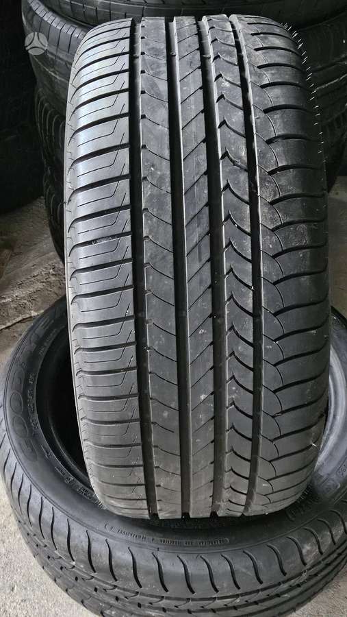 Goodyear Effcient Grip, summer 275/40 R19