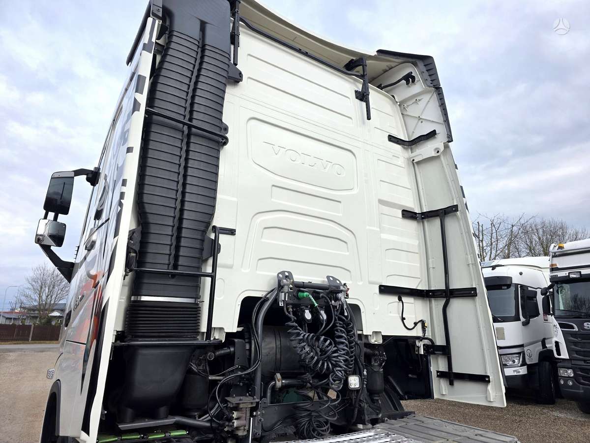 Volvo FH460 Euro6 SMART2, double sleeper