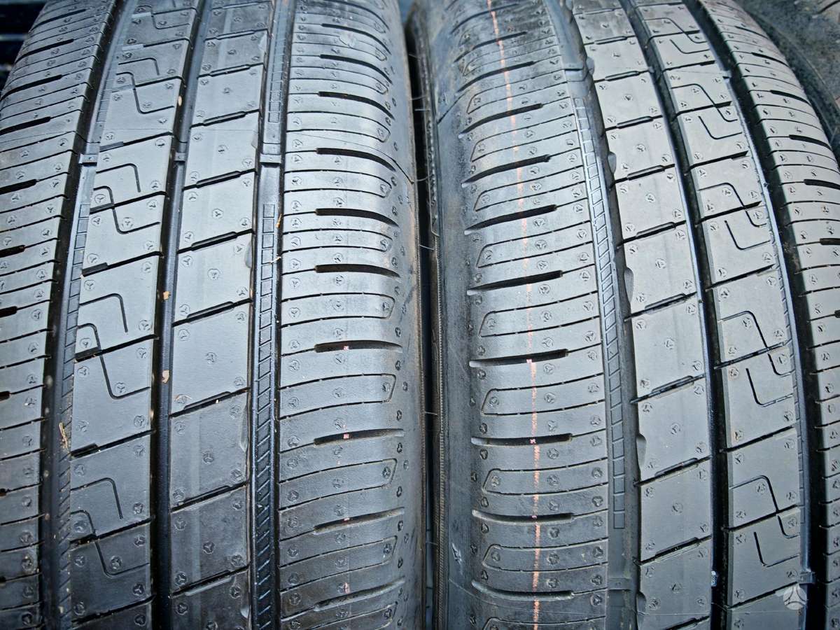 Goodyear EfficientGrip Performance 2, летние 175/65 R17