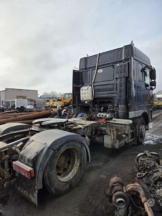 DAF XF105.460, semi-trailer trucks