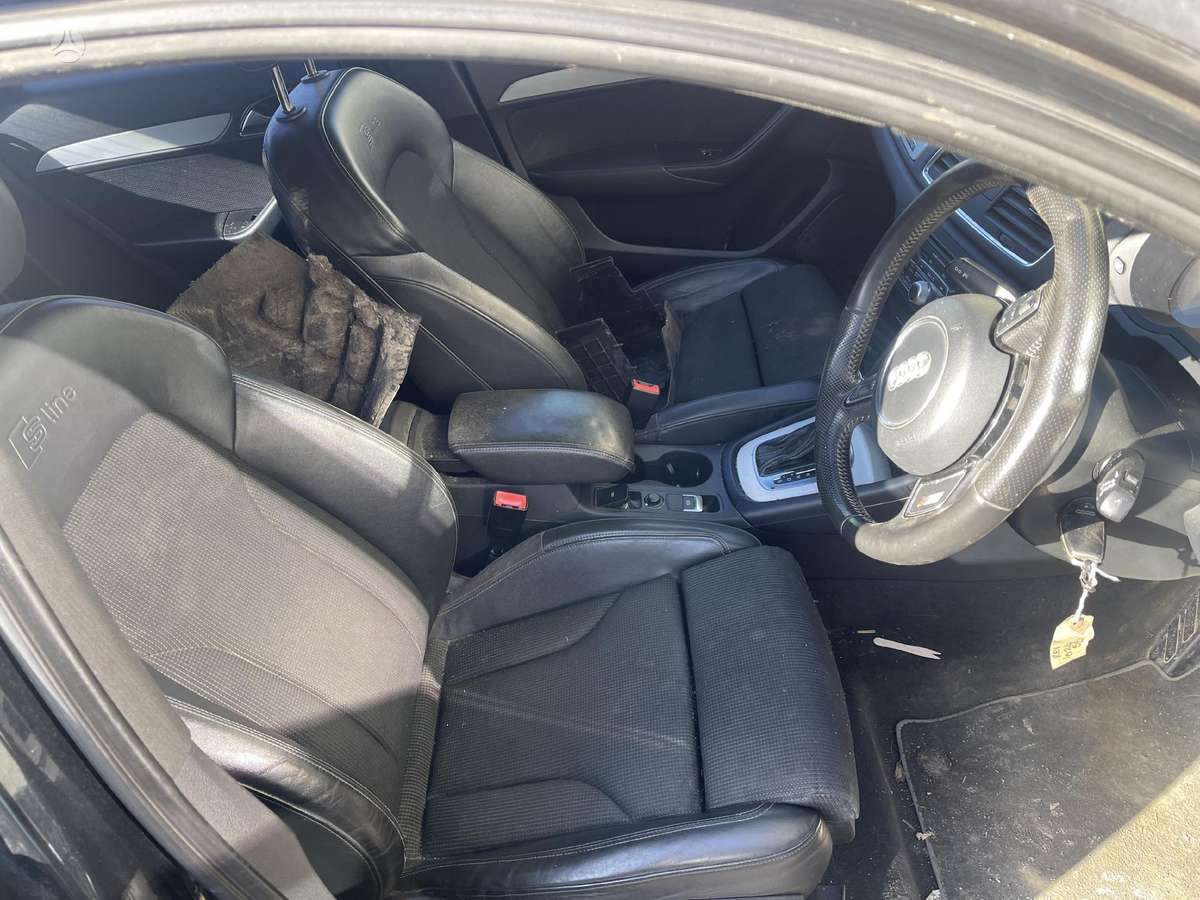 Audi Q3 dalimis