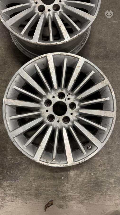BMW 6796249, lengvojo lydinio, R18