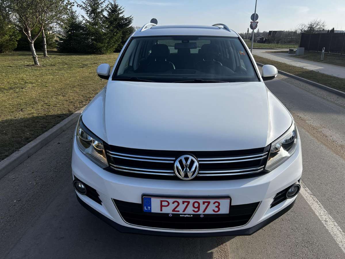 Volkswagen Tiguan - 2