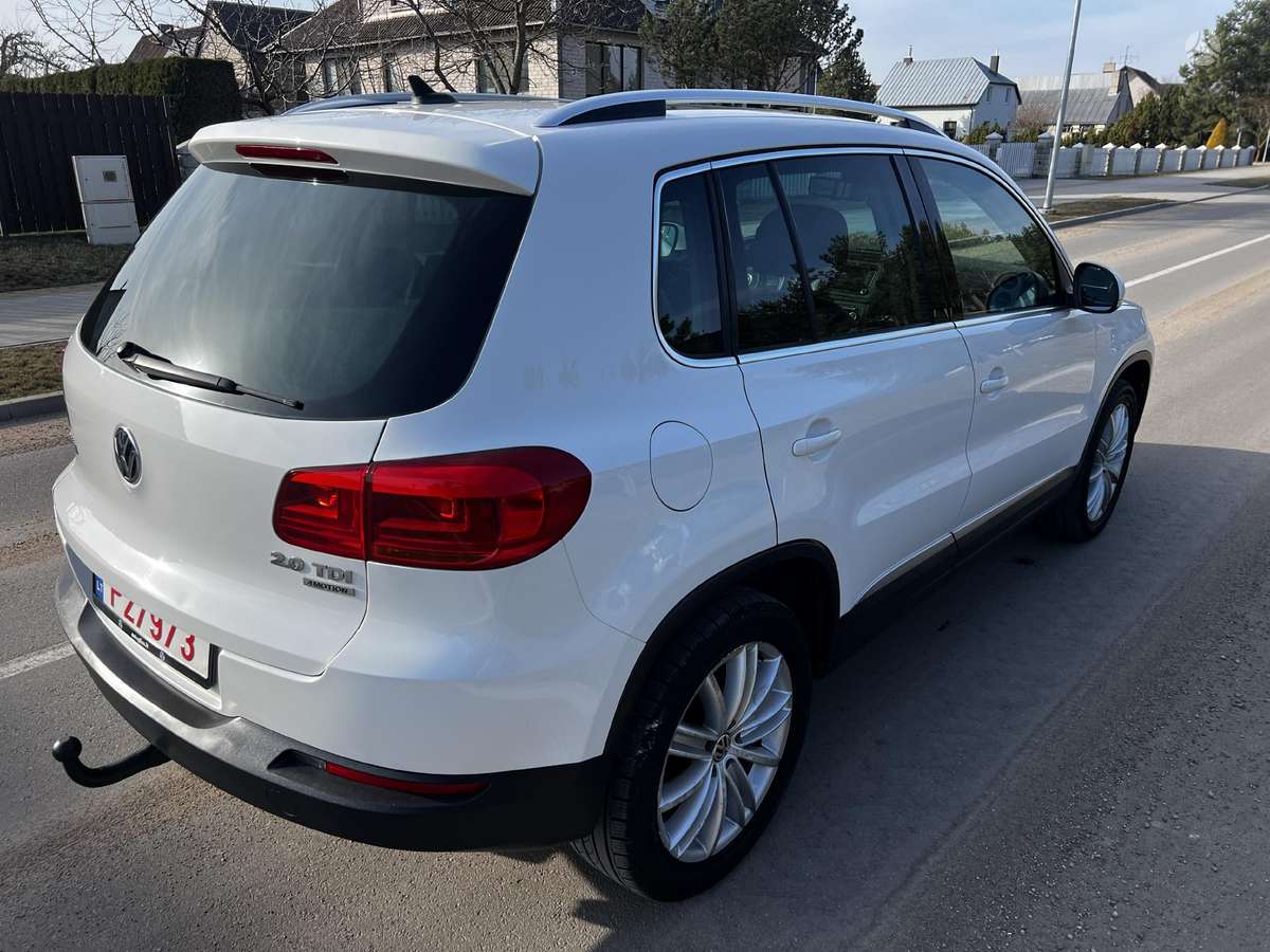 Volkswagen Tiguan - 4
