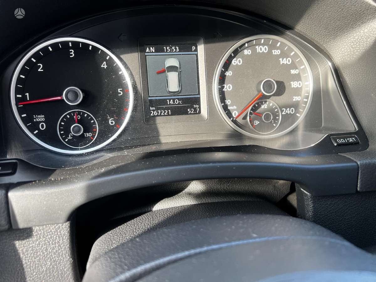 Volkswagen Tiguan - 12