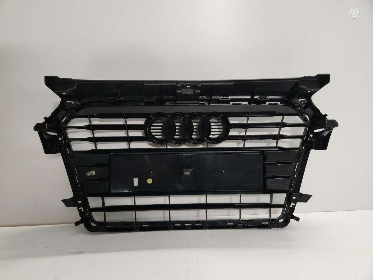 Audi A1, 8XA 853 651 B, front grill
