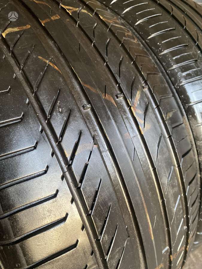 Continental, vasaras 255/40 R21