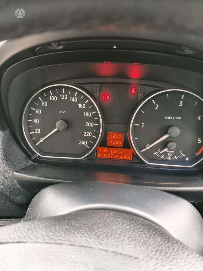 BMW 120, 2.0 l., hatchback