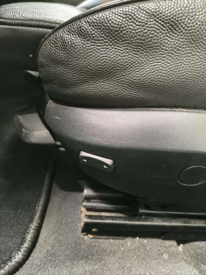 BMW 120, 2.0 l., hatchback