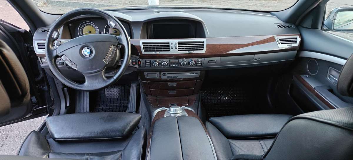 BMW 730, 3.0 l., Седан