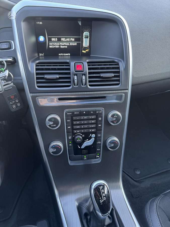 Volvo XC60 - 8