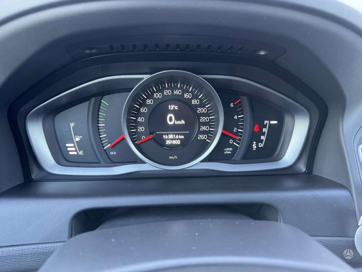 Volvo XC60 - 9