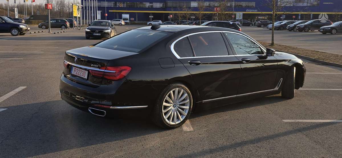 BMW 740, 3.0 l., Седан