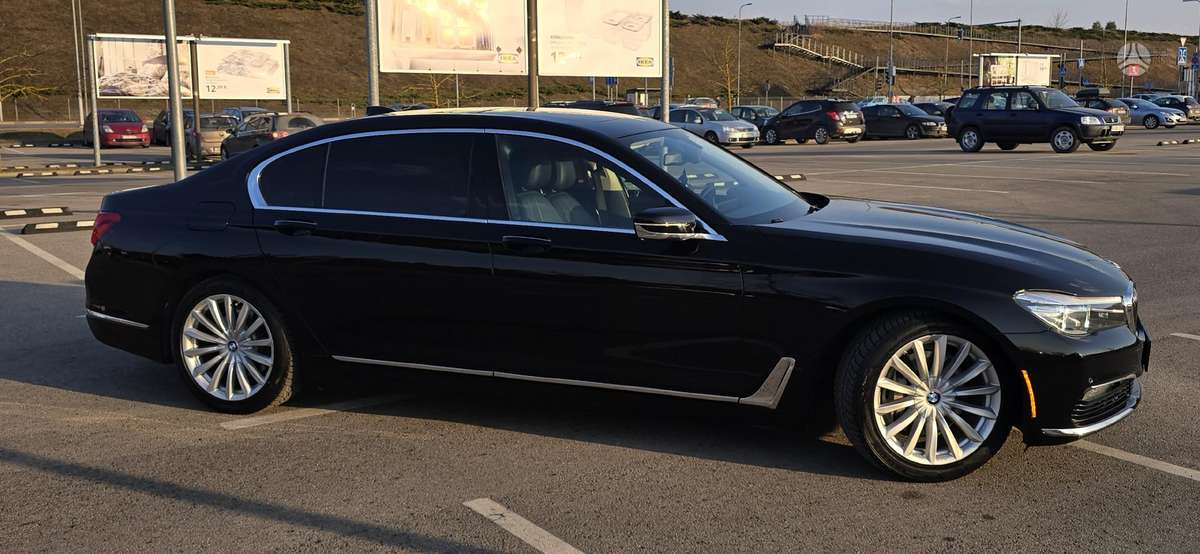 BMW 740, 3.0 l., Седан