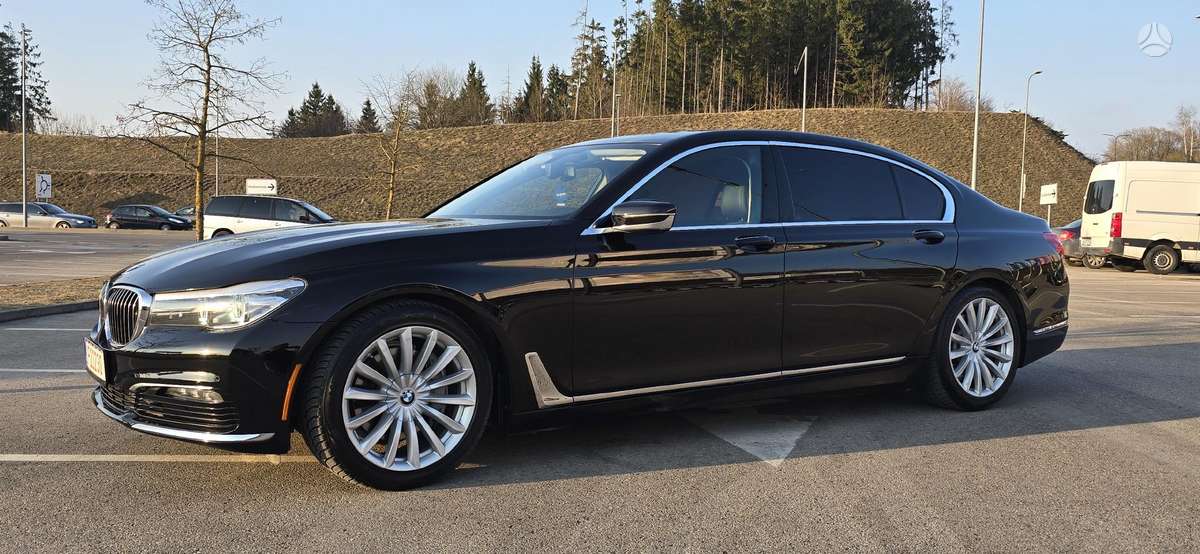 BMW 740, 3.0 l., Седан