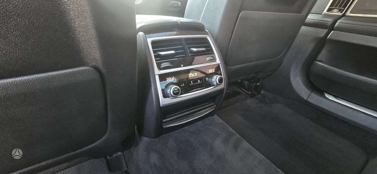 BMW 740, 3.0 l., Седан