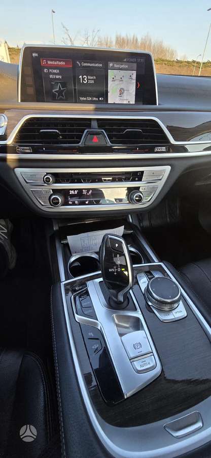BMW 740, 3.0 l., Седан