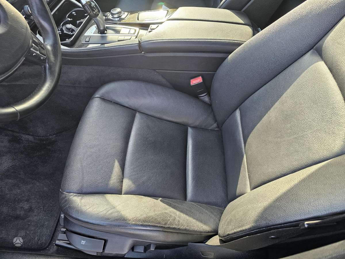 BMW 530, 3.0 l., wagon