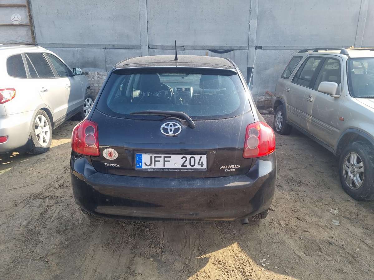 Toyota Auris Prašiškių 53 12 angaras