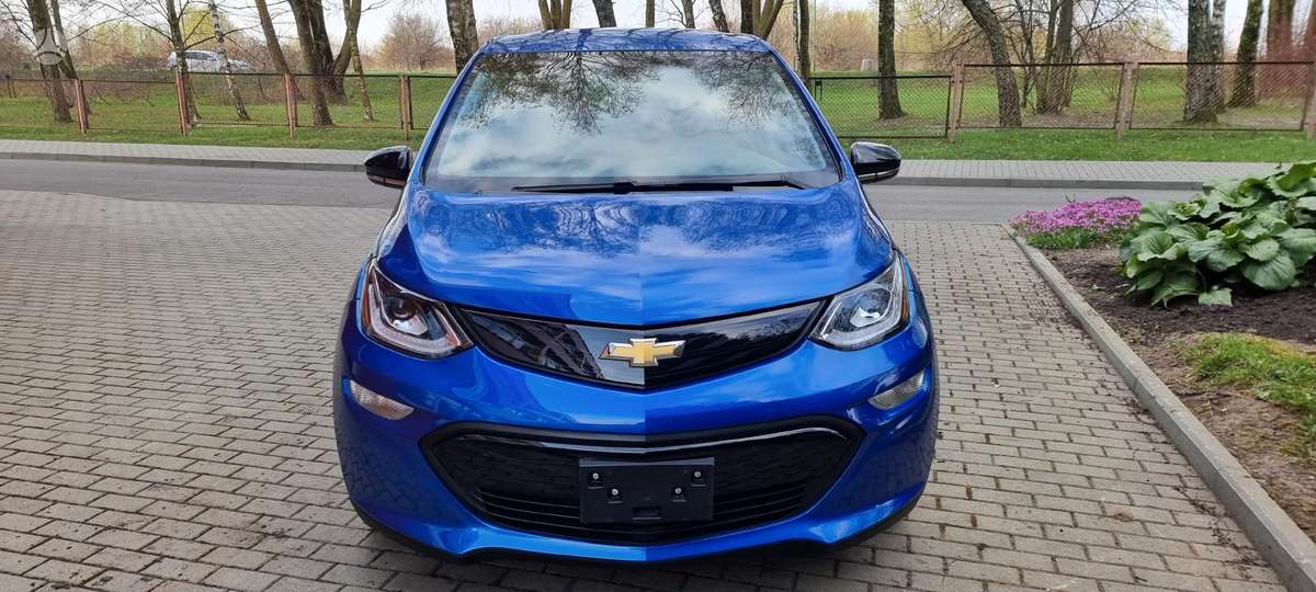 Chevrolet Bolt, 65 кВт·ч, Минивэн