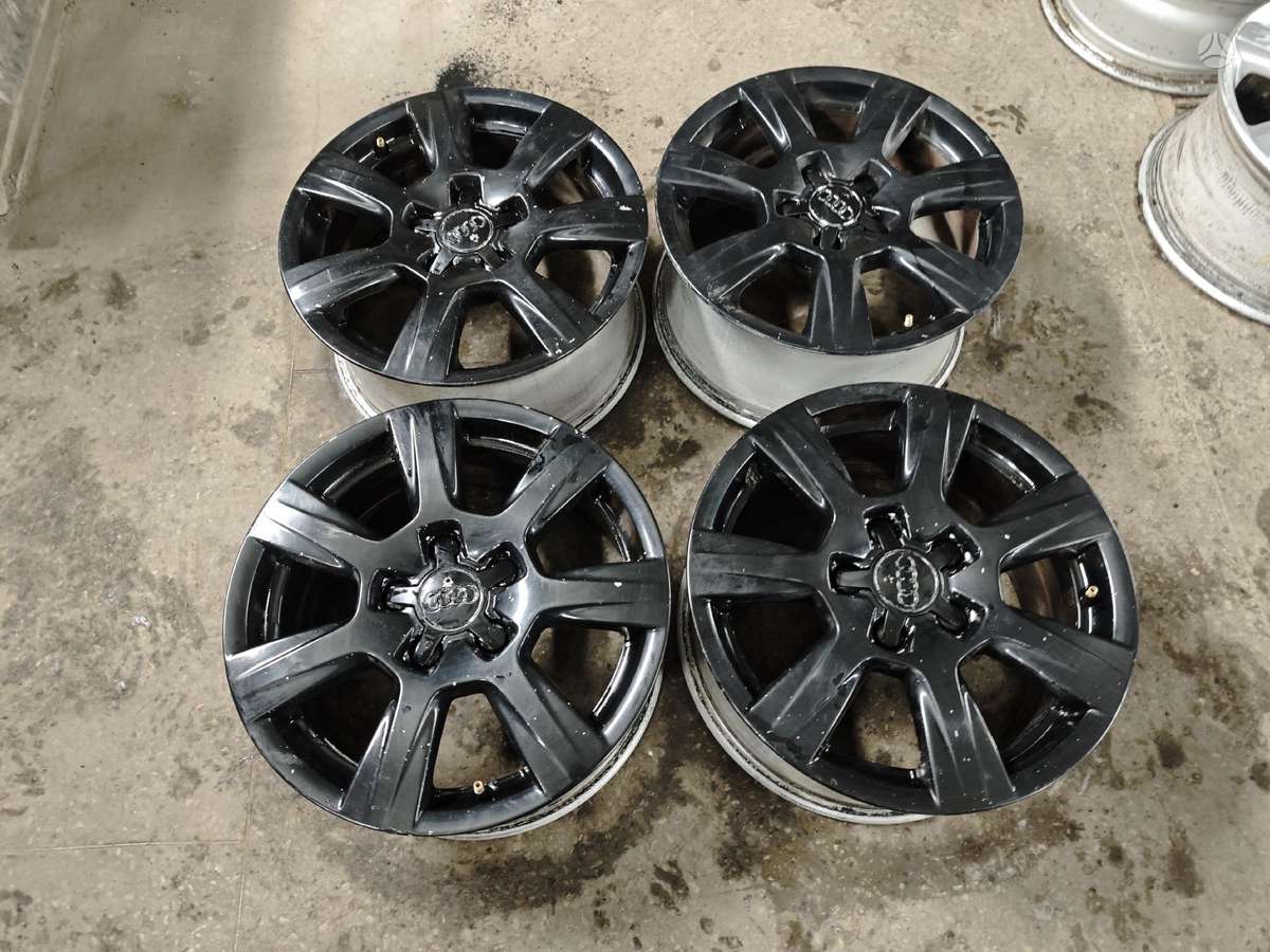 Audi A4, lengvojo lydinio, R16