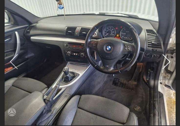 BMW 1 serija dalimis