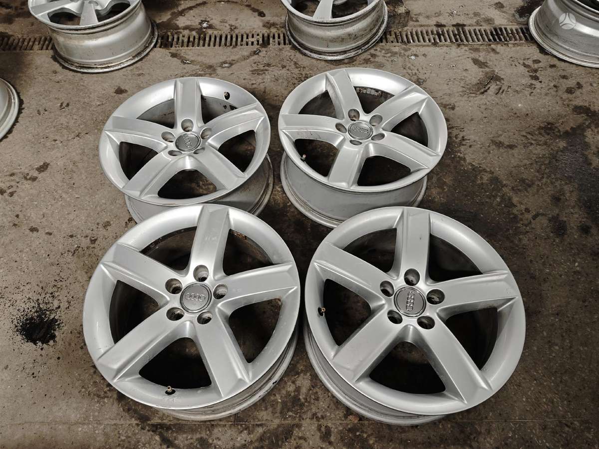 Audi A4, light alloy, R17