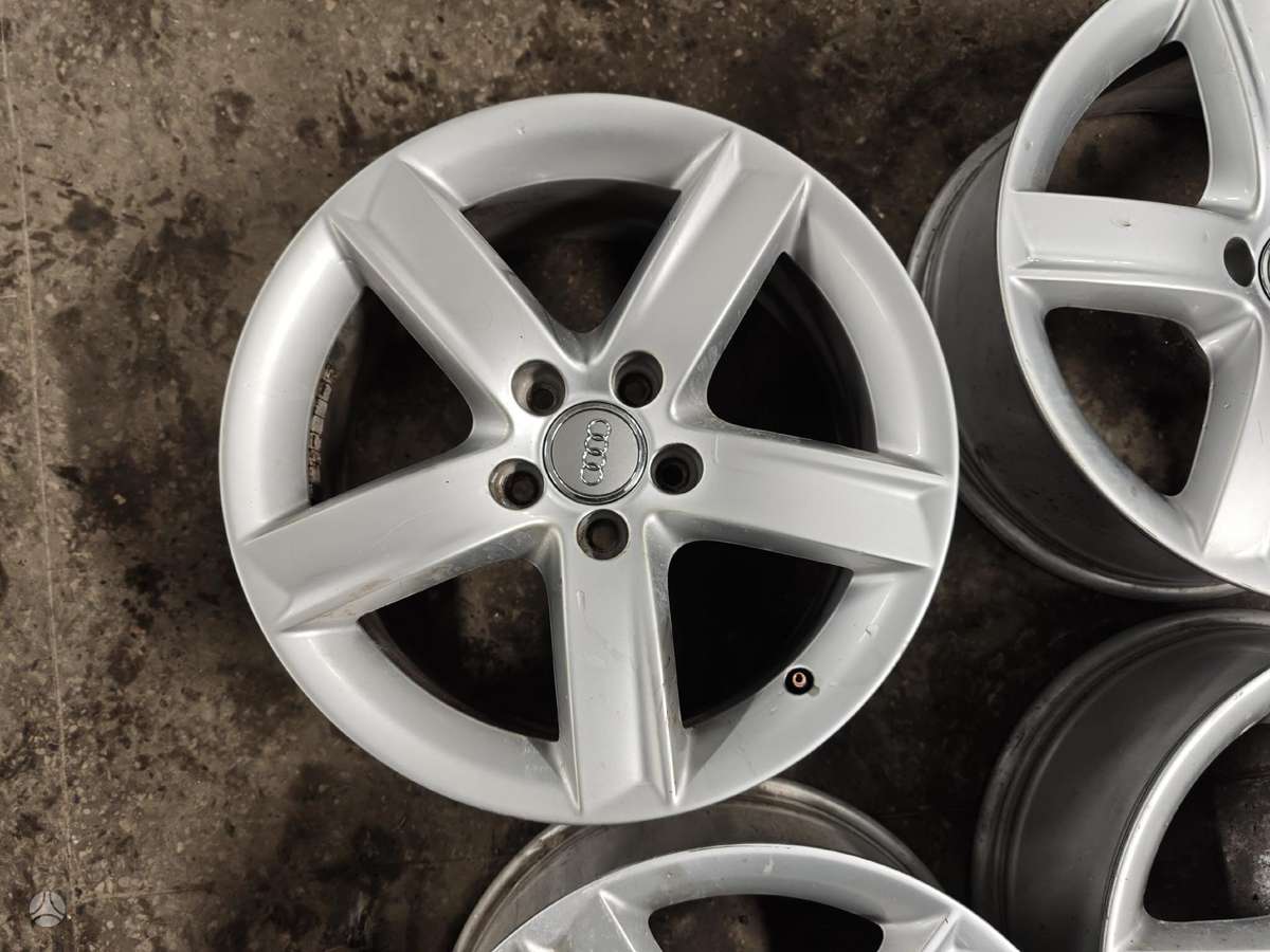 Audi A4, light alloy, R17