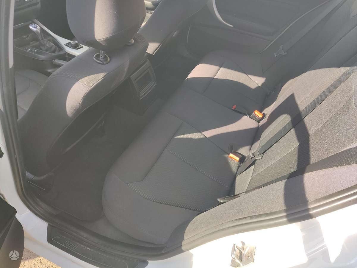 BMW 116, 2.0 l., hečbekas